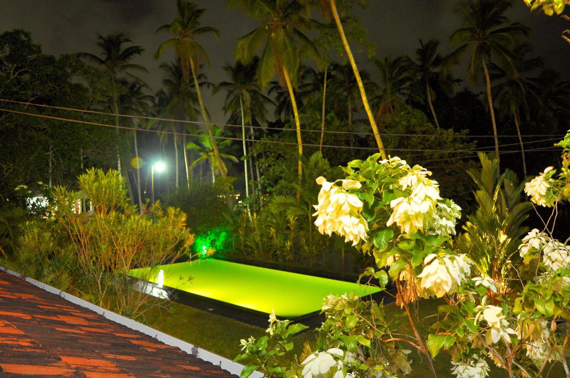 Sakura Villa Bentota Exterior foto